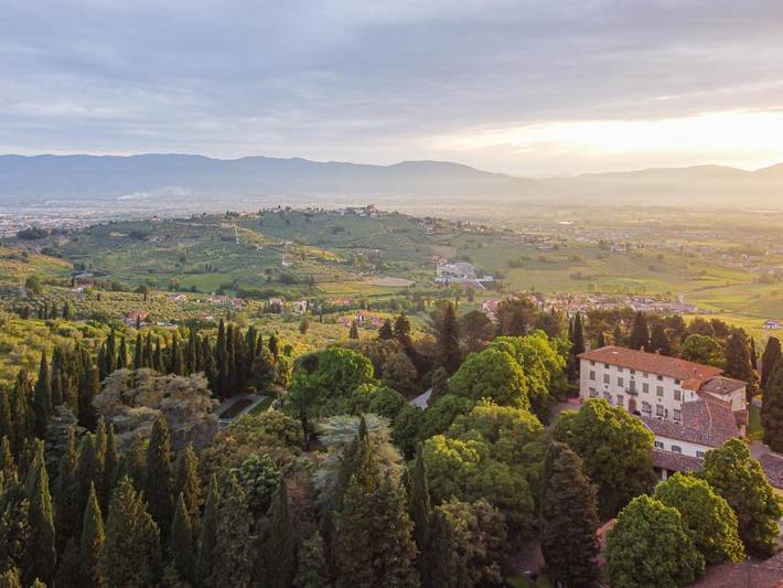 Casa vacanza per 3 persone, con Terrazza e Giardino nonché Piscina e Panorama a Carmignano