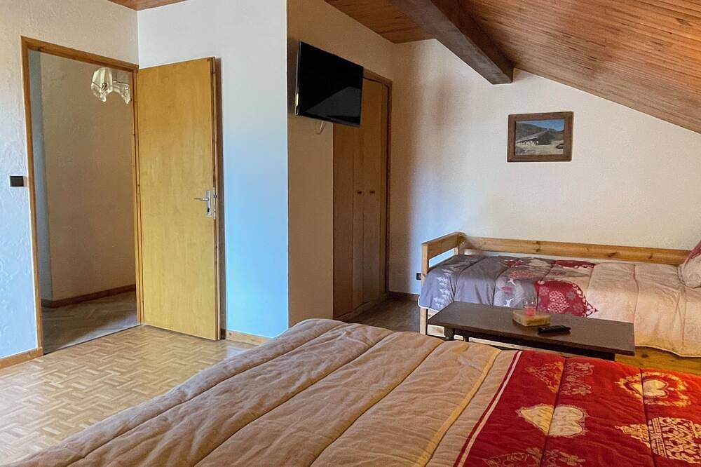 🎿🏡 Chalet Les Lurins– 10 personnes–Proche Méribel & Courchevel–3 Vallées⛷️🌿 in Les Belleville, Massif de la Vanoise