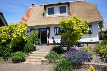 Bungalow für 5 Personen, mit Garten und Seeblick in Callantsoog