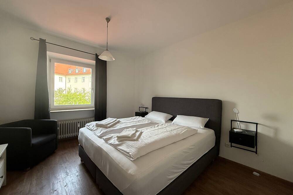 Ganze Wohnung, Doppelzimmer für 2 Gäste mit 14m² in Rottenbuch in Rottenbuch, Romantische Straße