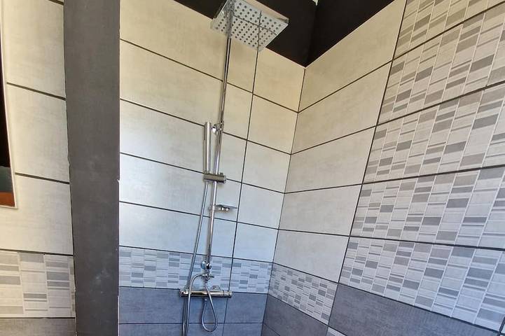 Gîte pour 8 personnes à Caux-et-Sauzens - 4