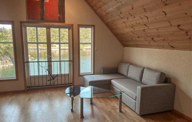 Ferienhaus für 8 Personen mit Terrasse in Os