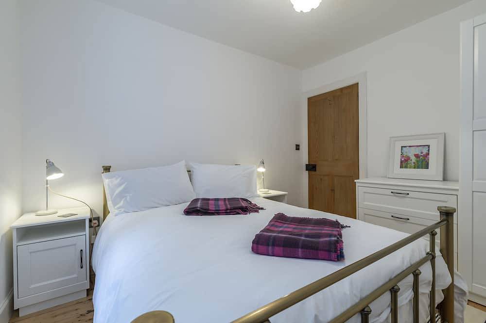 A charming 2 bed cottage in the heart of the popular borders village of Melrose. in Melrose, Scottish Borders