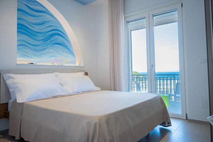 Chambre d’hôte pour 2 personnes, avec balcon