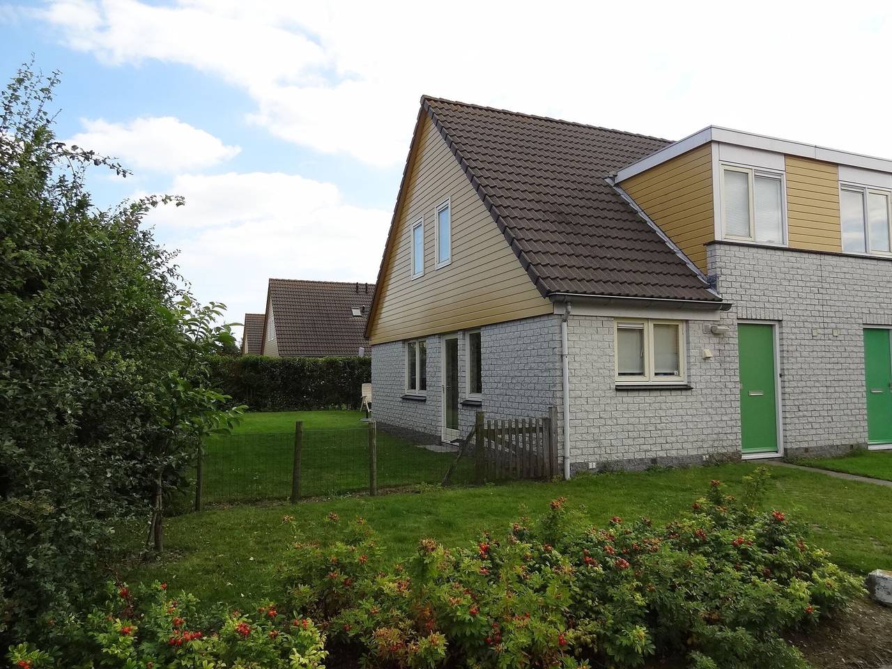 Ferienhaus in Zeeland mit Garten in Niederländische Nordsee
