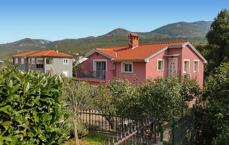 Appartement de vacances entier, Charmant appartement de deux chambres avec terrasse, situé près de Kraljevica et de la côte in Kraljevica, Primorje-Gorski Kotar