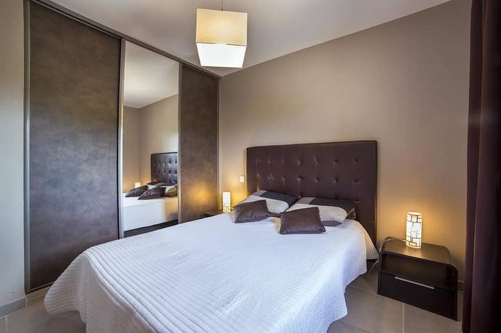 Location de vacances pour 4 personnes, avec jardin à Grillon - 2