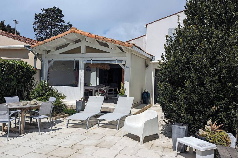 Maison vue mer in Angoulins, La Rochelle region