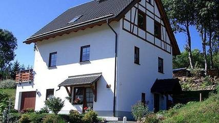 Ferienwohnung für 2 Personen, mit Terrasse und Garten, kinderfreundlich in Altenberg