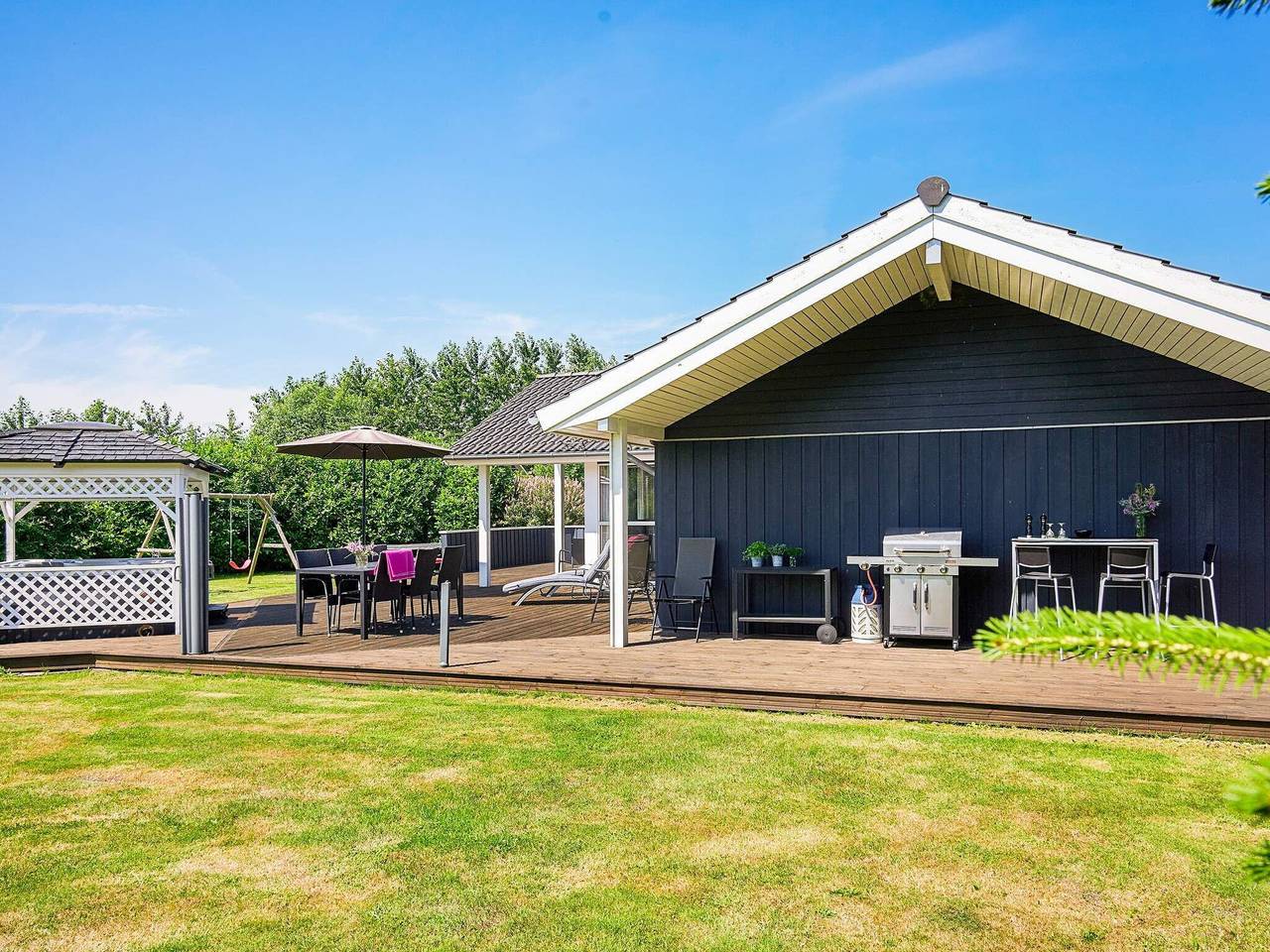 8 Personen Ferienhaus in Nexø in Balka Strand, Bornholm