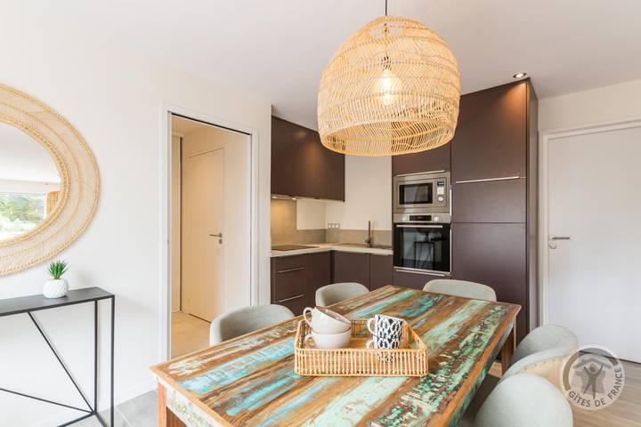 Gîte pour 4 personnes, avec terrasse et jardin à Portbail - 3