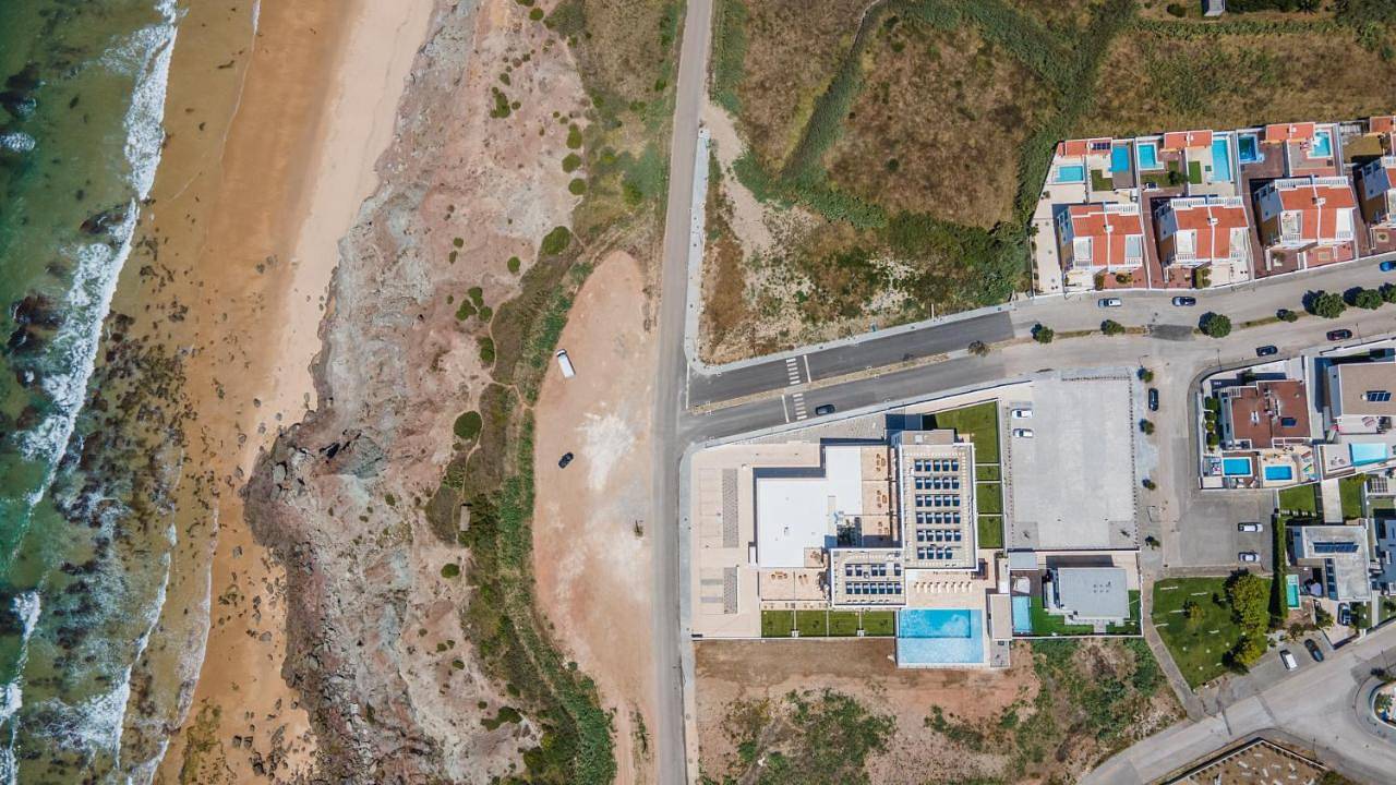 Apartamento inteiro, One-Bedroom Apartment in Praia da Areia Branca, Lourinhã