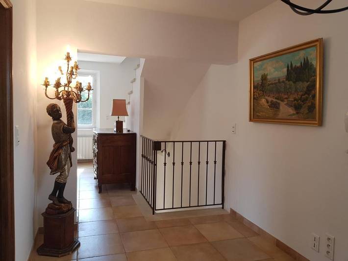 Location de vacances pour 4 personnes, avec piscine et jardin, adapté aux familles à La Roque-sur-Pernes - 3