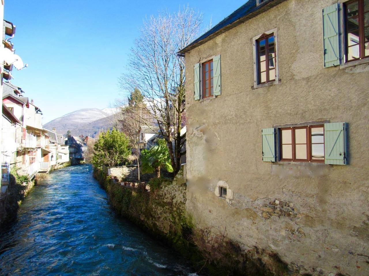 Family Room with Garden View in Cierp-Gaud, Pyrénées