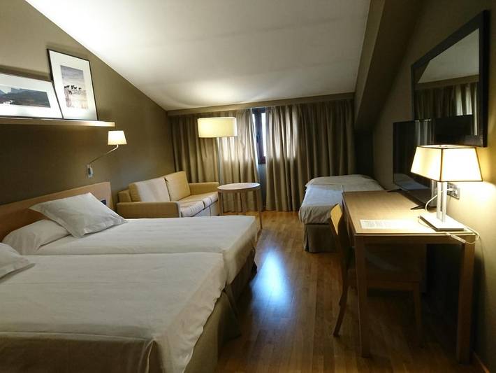 Hôtel pour 2 personnes, avec piscine et sauna à La Seu d'Urgell - 3