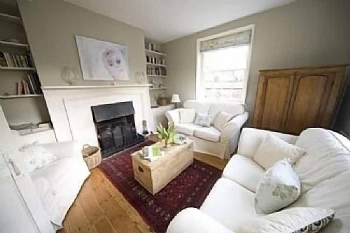 Holiday rental for 8 people, with garden and terrace in East Sussex