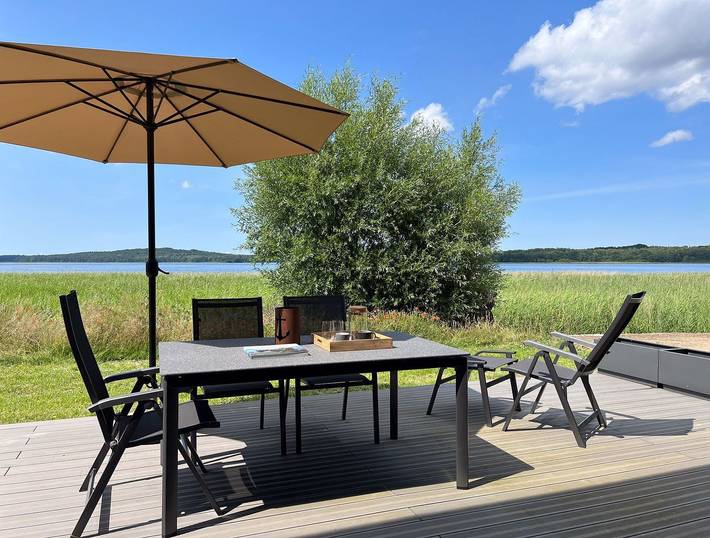 Ferienhaus für 6 Personen, mit Terrasse und Garten sowie Seeblick in Bergen auf Rügen - 3