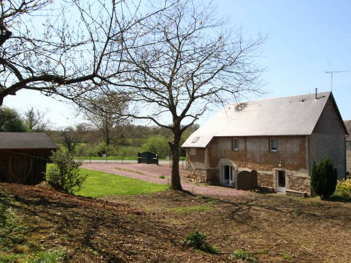 Cottage for 2 people, with garden and sauna, with pets in Normandy