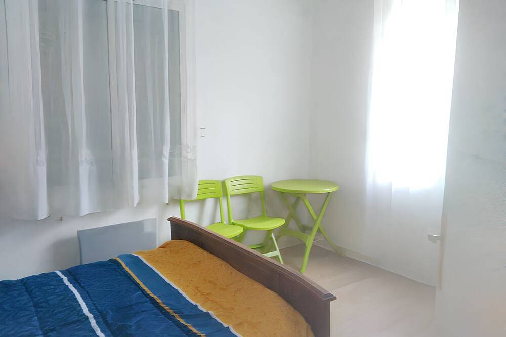 Ganze Wohnung, Homerez - Gemütliche Wohnung in Jonzac mit 35 m² und Privatparkplatz in Jonzac, Jonzac und Umgebung