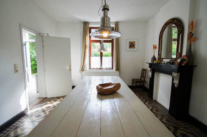 Location de vacances pour 16 personnes, avec jardin ainsi que vue et terrasse à Yvoir - 4