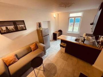 Gîte pour 4 personnes, avec jardin ainsi que terrasse et vue à Darnétal