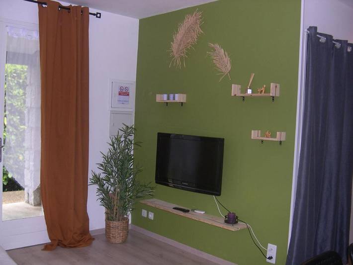 Location de vacances pour 4 personnes, avec vue et jardin, animaux acceptés à Chauzon - 2