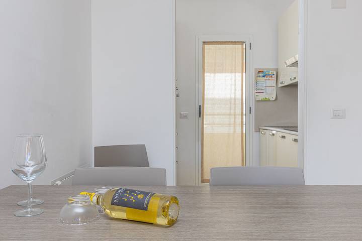Appartamento intero, Appartamento "Residenza Cormorani 2" vicino alla spiaggia con vista mare, Wi-Fi e terrazza in Terza Spiaggia, Golfo Aranci