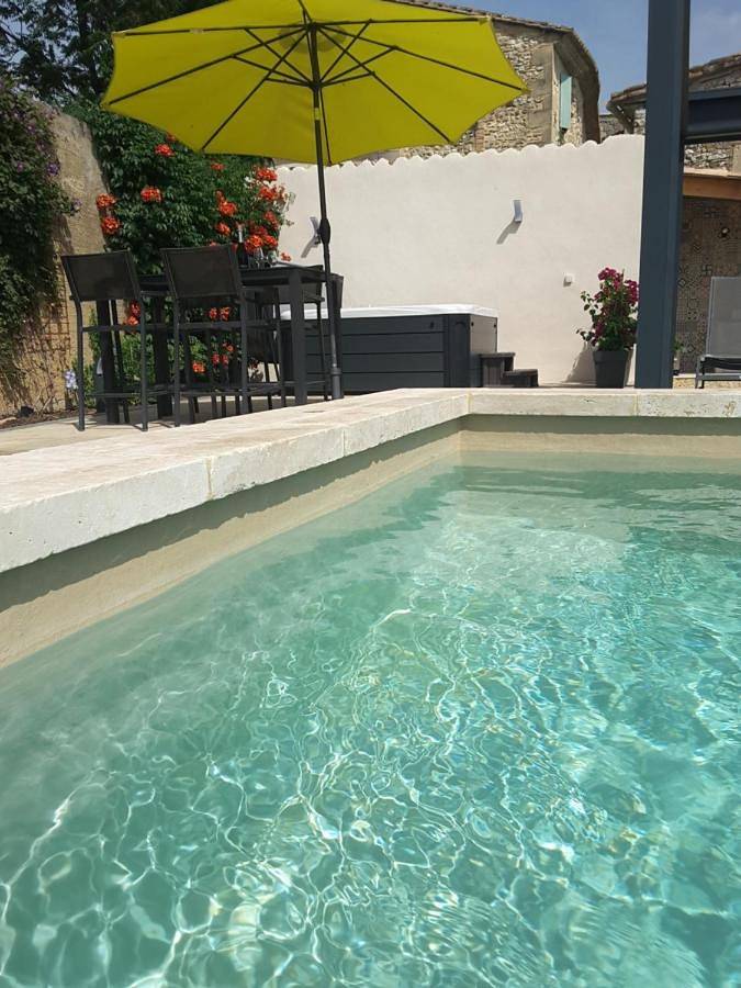 Maison d’hôte pour 2 personnes, avec piscine ainsi que jardin et vue à Flaux - 4