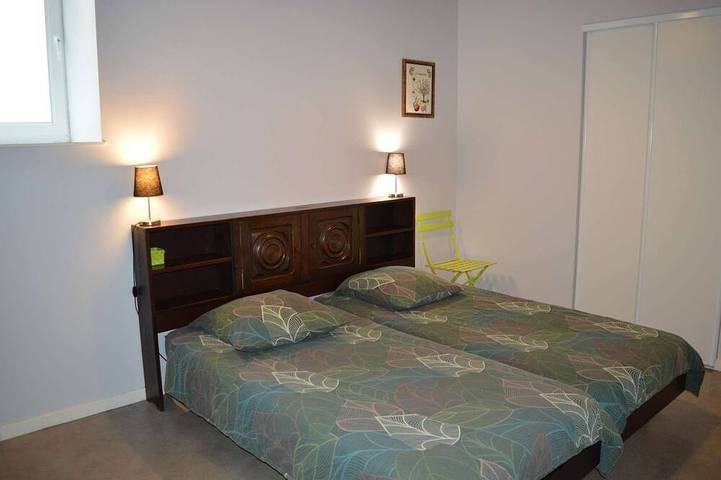 Location de vacances pour 15 personnes, avec jardin et terrasse à Colombiers-sur-Seulles - 2