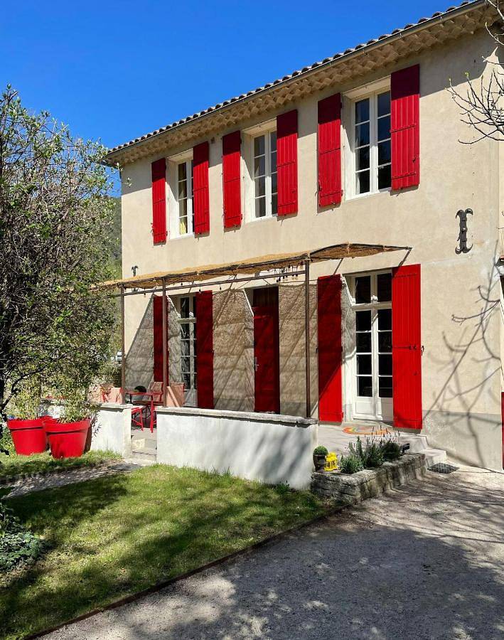 Casa de vacaciones para 6 personas, con terraza además de jacuzzi y jardín - 1