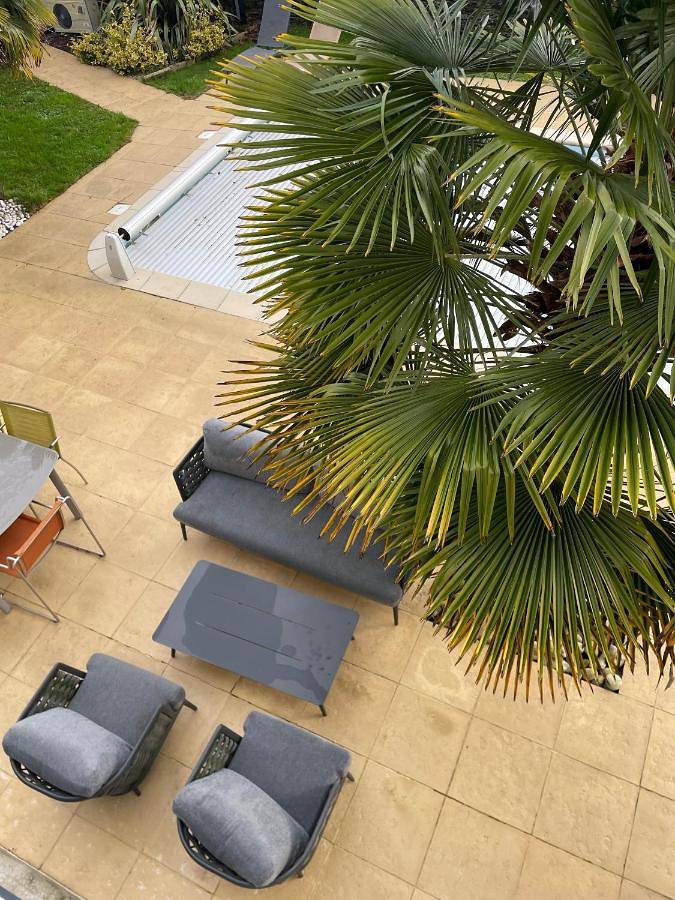 Gîte pour 2 personnes, avec piscine et vue ainsi que sauna et jardin, animaux acceptés dans Ombrée-d'Anjou - 4