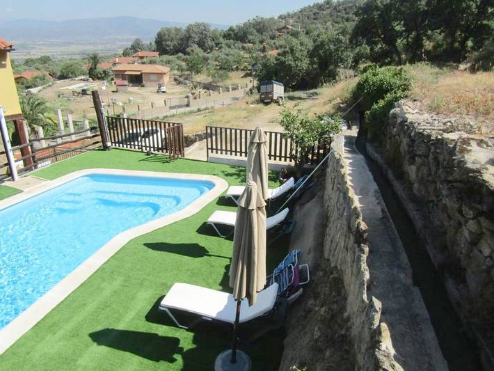 Casa rural para 6 personas, con piscina y balcón además de vistas y jardín en Valle del Ambroz - 4