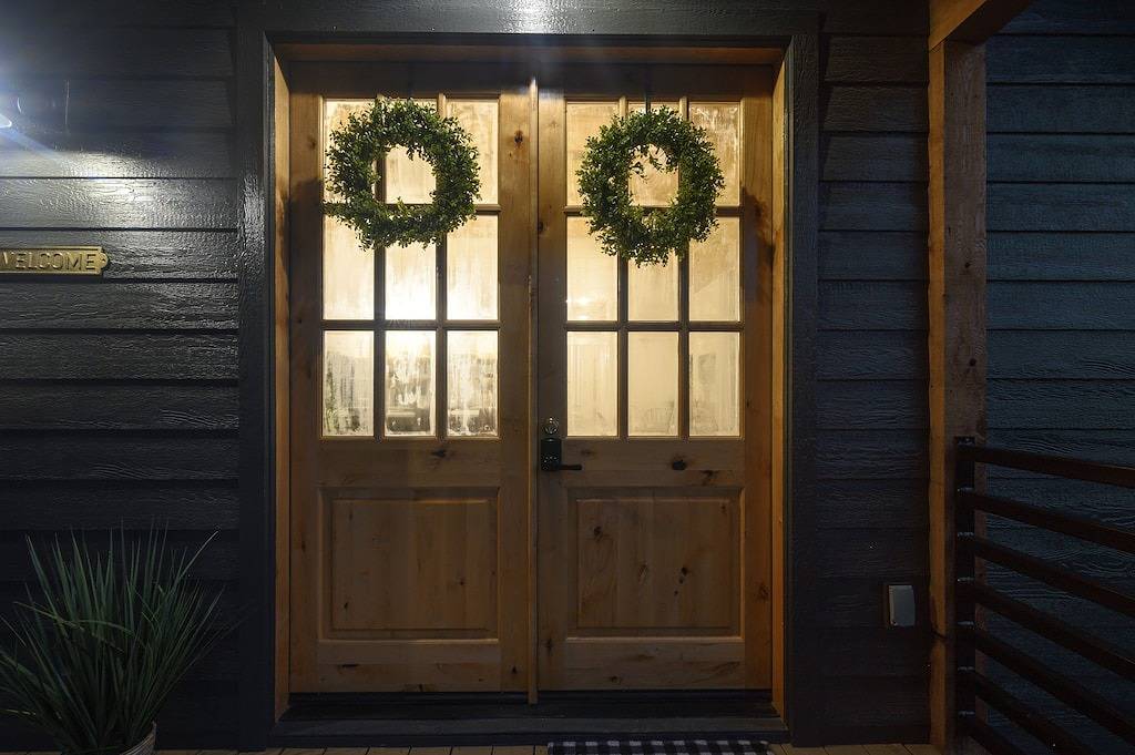 New!Pine Cone Cabin-Charming Luxury1Bedcabin that sleeps 4 surrounded by Pines in Broken Bow, Broken Bow Lake