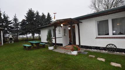 Ferienhaus für 3 Personen, mit Garten und Terrasse, mit Haustier in Boiensdorf