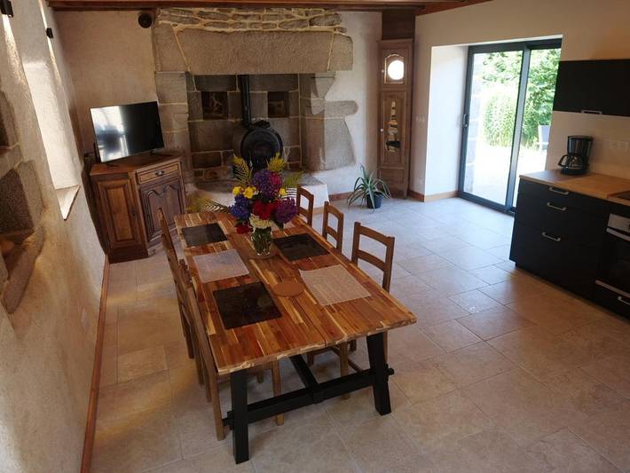 Location de vacances pour 6 personnes, avec jardin à Mellionnec - 3