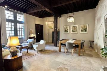 Appartement De Vacances pour 4 Personnes dans Uzès, Région de Nîmes, Photo 1