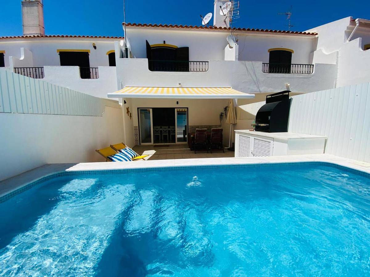 Staysalty - Resort Style Family Beach House with Pool in Altura, Distrito de Faro