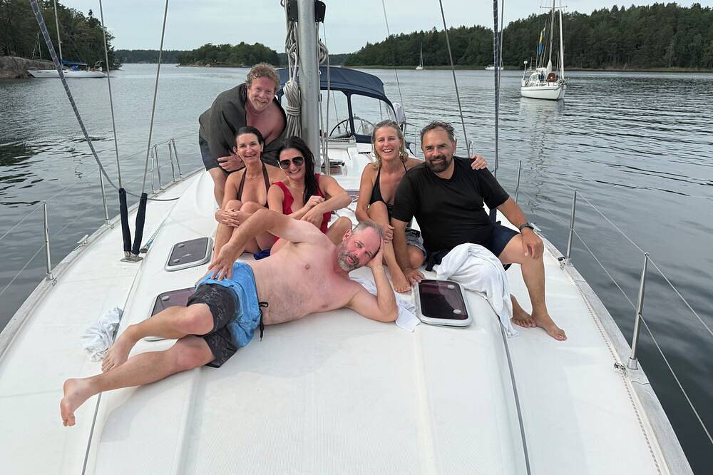 Enjoyable 3-bedroom boat in charming Stockholm for a unique stay in Nacka, Schwedische Ostsee