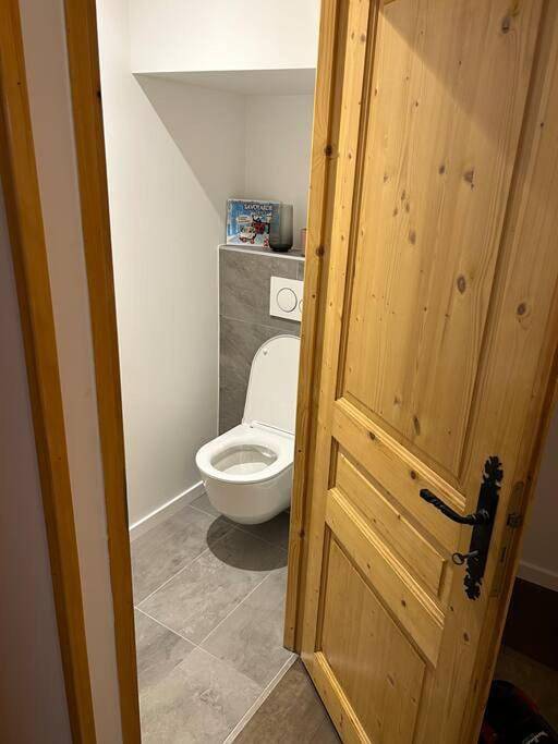 Location de vacances pour 8 personnes, avec jardin ainsi que terrasse et vue à Vacheresse - 3