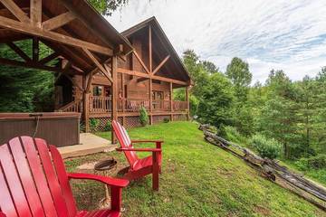 Log Cabin for 6 Guests in Fontana Lake, Swain County, Picture 3