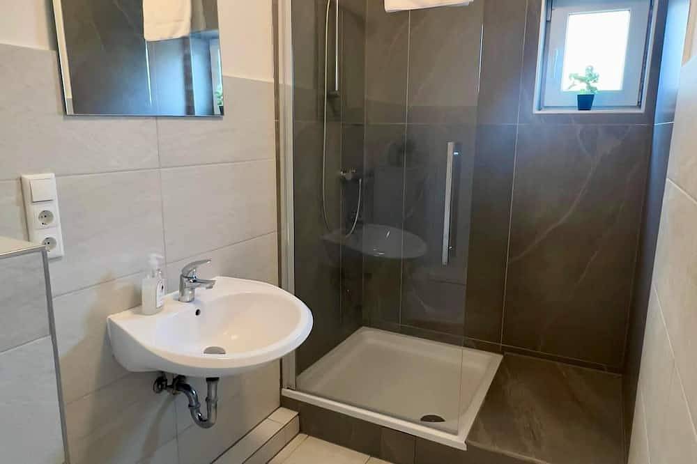 Dorfstraße 4 W2 - 1 Schlafzimmer mit Parkplatz in Neumünster, Schleswig-Holstein Binnenland