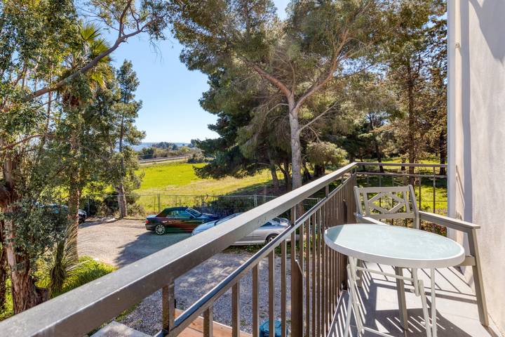 Gîte pour 4 personnes, avec jardin à Poussan - 4