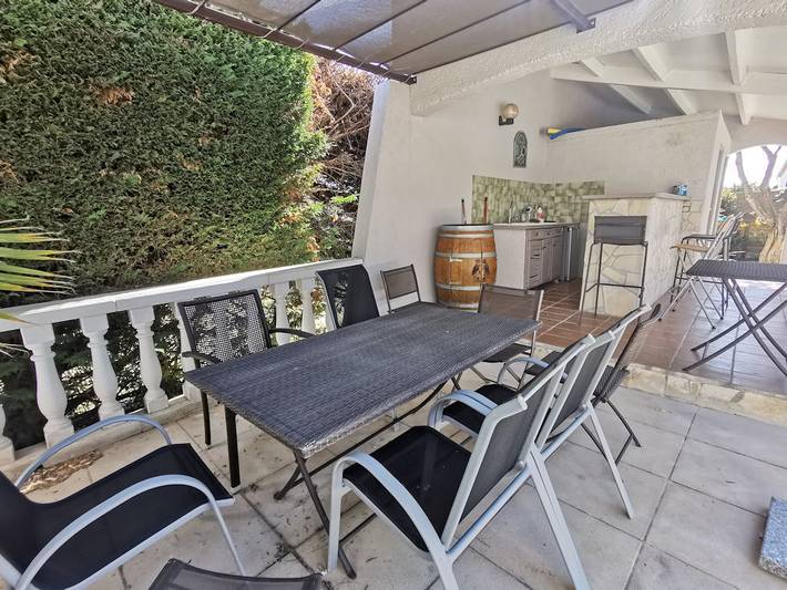 Gîte pour 5 personnes, avec terrasse ainsi que piscine et jardin dans l' Hérault - 3