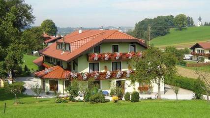 Ferienwohnung für 2 Personen, mit Garten in Attergau