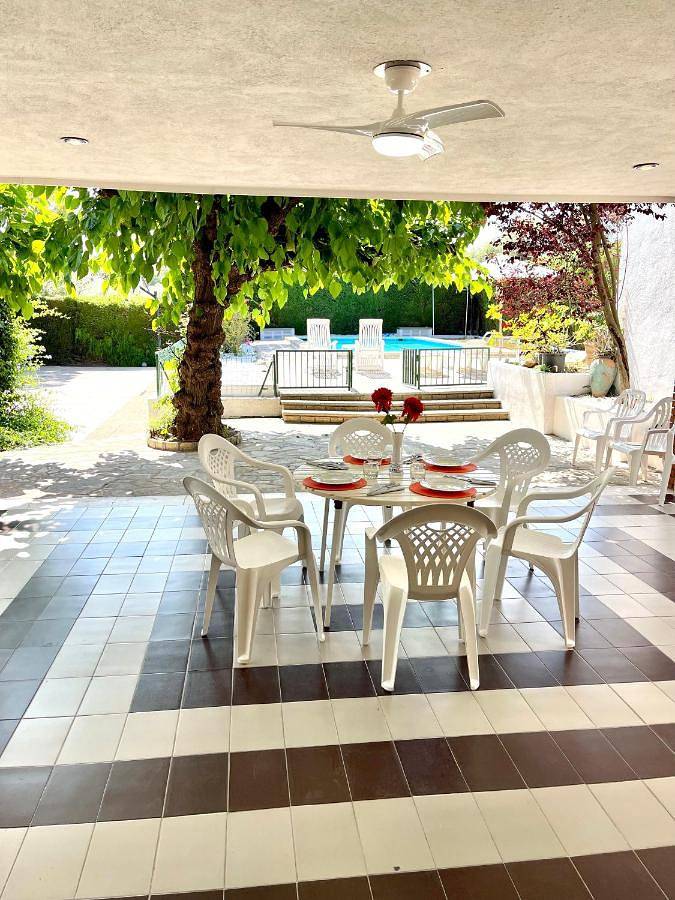 Location de vacances pour 12 personnes, avec piscine et jardin à Reus - 2