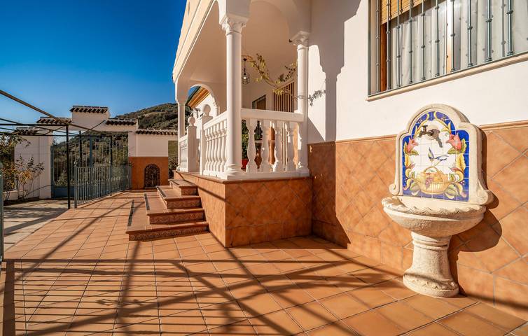 Paraíso sereno con piscina, chimenea y barbacoa in Iznájar, Sierras Subbéticas