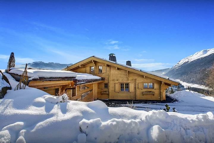 Chalet pour 12 personnes, avec sauna et jardin, adapté aux familles à Saint-Jean-de-Sixt - 2