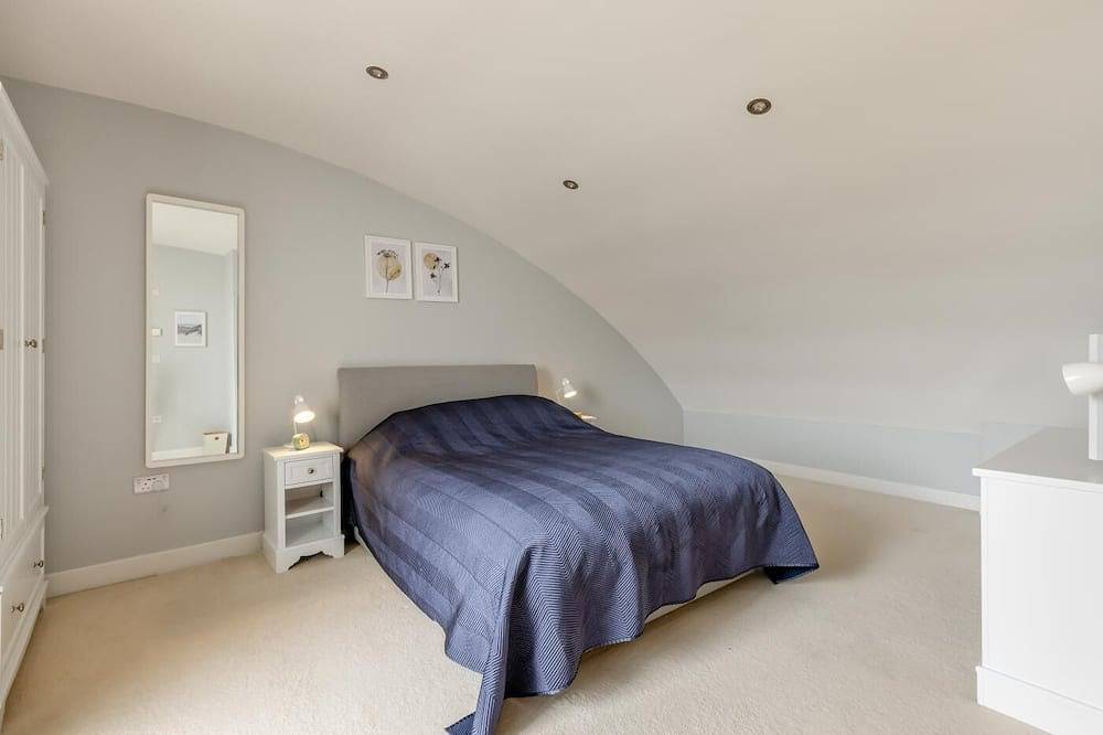 3 Bed in West Bay (oc-e42672) in West Bay, Dorset