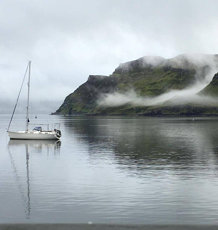 Entire holiday apartment, Old Captain Guest House in Portree, Highlands