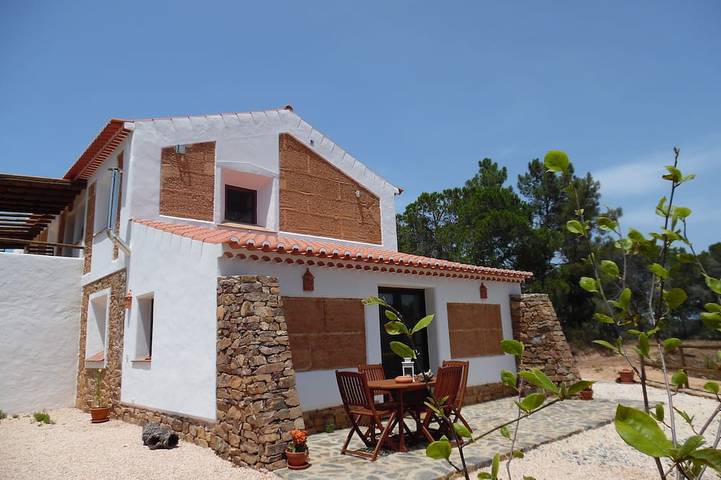 Villa para 7 pessoas, com jardim e jacuzzi na Costa Alentejana
